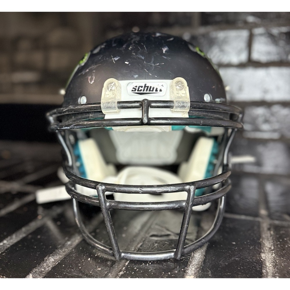 Schutt Football Helme with Face Guard Padding Inside Size Medium Hybrid Matte